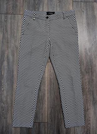 Женские штаны брюки pinko средней посадки.
оригинал
made in romania 
размер s