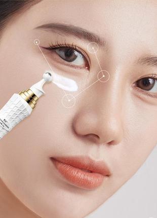 Есенція для шкіри навколо очей з ретинолом та  масажним роликом veze retinol collagen essence, 20 гр3 фото