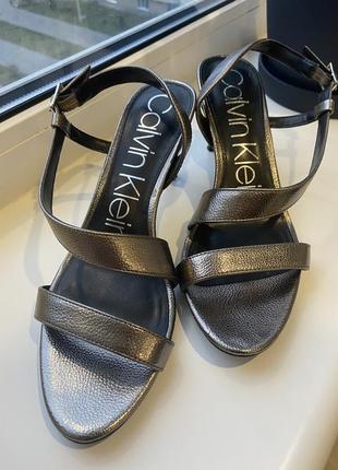 Босоніжки calvin klein