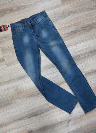 Легкие летние джинсы для подростка1 фото