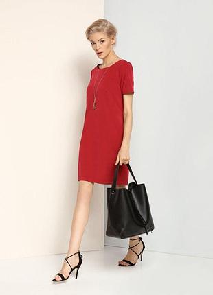 Красивое элегантное платье