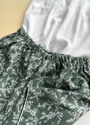 Нежный домашний комплект для женщин пижамка майка шорты халат8 фото