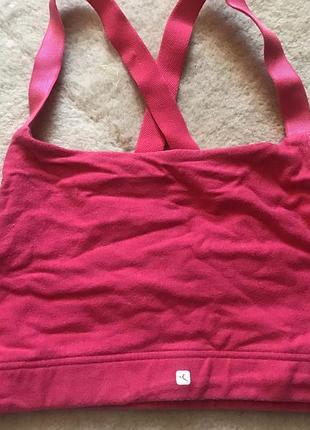 Спортивный топ