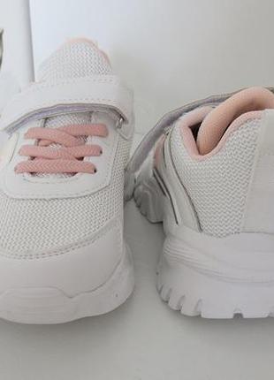 Кроссовки для девочки 2
