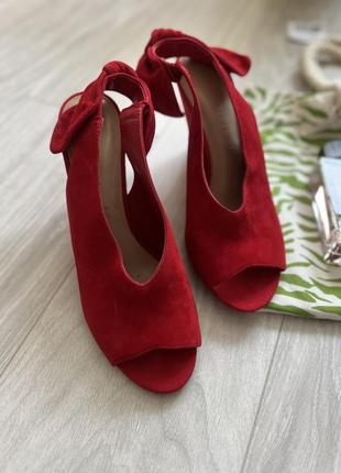 Красные натуральные сандали босоножки marks & spenser3 фото