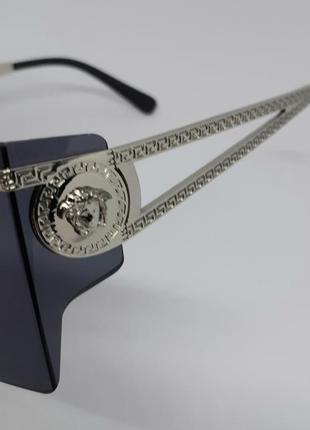 Окуляри в стилі versace сонцезахисні унісекс маска чорні в сріблястому металі10 фото