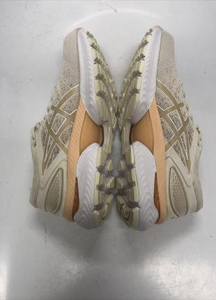 Кроссовки для бега asics gel-nimbus 22 knit 1012a678-201 birch/champagne4 фото