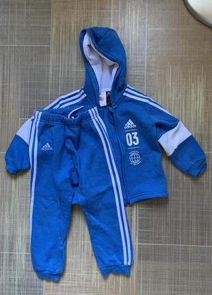 Костю спортивний дитячий 2-3 роки (98см)