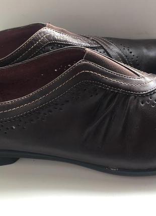 Щкіряні туфлі clarks