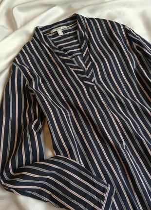 Красивая блуза из натуральных тканей