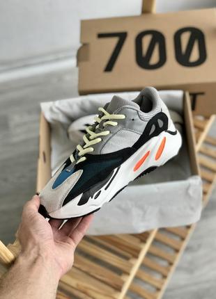 Кросівки adidas yeezy 700