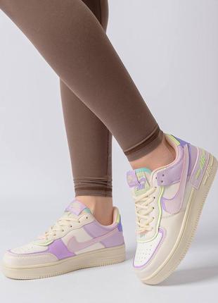 Жіночі кросівки nike air force 1 shadow beige violet1 фото