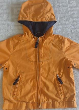 Весенняя курточка gap на мальчика.