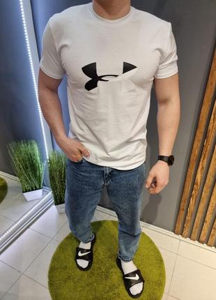 Мужская футболка under armour белая