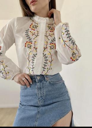 Жіноча вишиванка на ґудзиках з рослинними візерунками. блуза з вишивкою , сорочка вишиванка, сорочка вишита, вишиванка з квітами3 фото