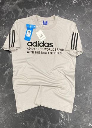 Мужская футболка adidas