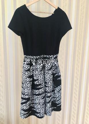 Вечірня сукня