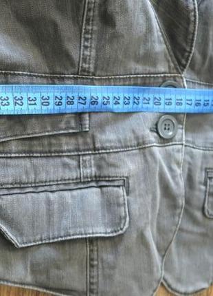 Стильная джинсовая жилетка7 фото
