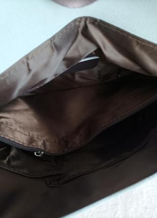 Красивая кожаная сумочка цвета бронза6 фото