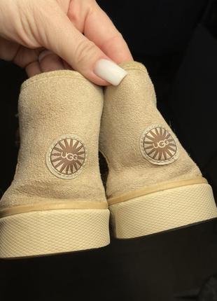 Теплі високі кеди ugg australia угі3 фото