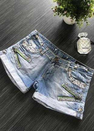 Супер модные джинсовые шорты galliano