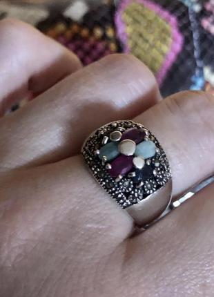 Серебряное кольцо,каблочная 925 пробы с изумрудами,рубинами, сапфирами.6 фото