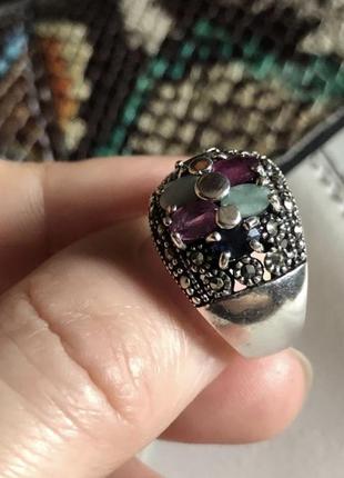 Серебряное кольцо,каблочная 925 пробы с изумрудами,рубинами, сапфирами.8 фото