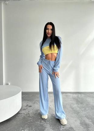 Костюм тройка