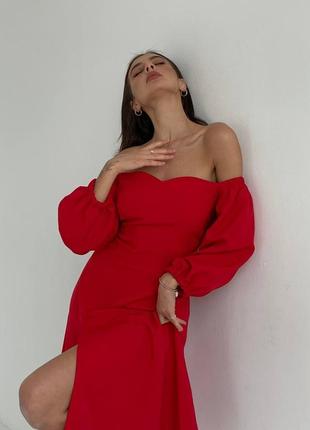 Шикарное женское красное платье