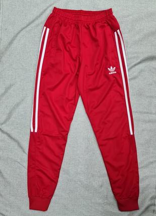Vinted jogging adidas hotsell