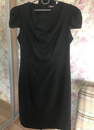 Платье классическое