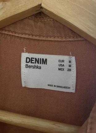 Джинсовий комбінезон bershka з коротким рукавом на кнопках4 фото