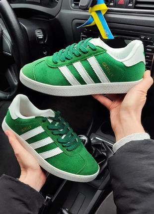 Жіночі кросівки adidas gazelle зелені3 фото