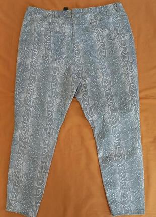 Стильные стрейчевые джинсы. змеиный принт, большой размер  №1dj2 фото