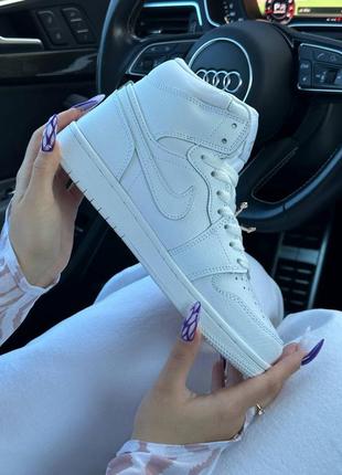 Женские кроссовки nike air jordan 1 high white 37-38-40-413 фото