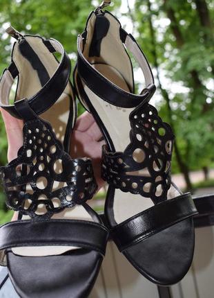 Італійські шкіряні босоніжки літні сандалі туфлі6 фото