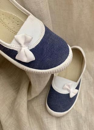 Дитячі кеди кросівки мокасини тапки в садочок школу змінне взуття 21-26