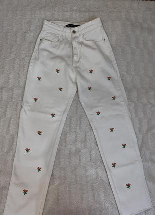 Новые белые джинсы s размер🤍2 фото
