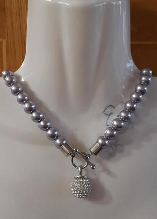 Красивые бусы - чокер с крупными бусинами