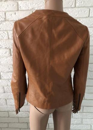 Шикарна та стильна шкіряна куртка бренду xandres ,дуже приємна та якісна тканина ,модний дизайн ,гарний колір .2 фото