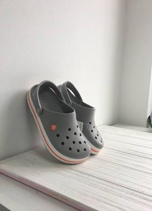 Крокс crocs crocband clog light grey / bright coral 11016 унісекс жіночі чоловічі крокси сабо7 фото