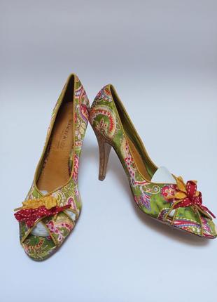 Marco tozzi босоніжки жіночі.брендове взуття сток