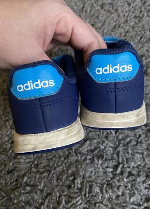 Кроссовки adidas, 25 р5 фото