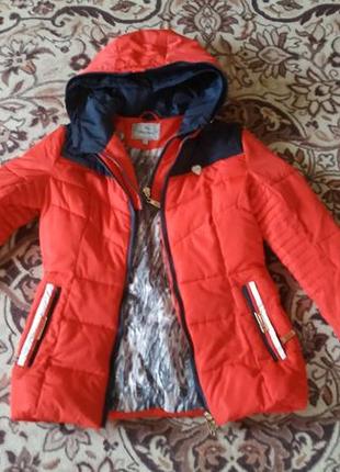 Куртка жіноча 44р