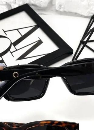 Сонцезахисні окуляри. чорний колір1 фото