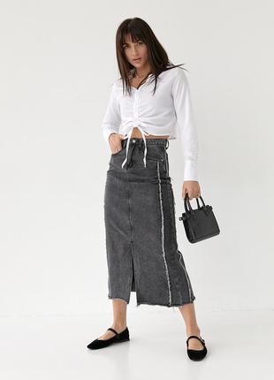 Винтажная длинная черная джинсовая юбка миди с разрезом и бахромой