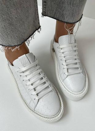 Трендовые качественные белые кроссовки натуральная кожа рептилия6 фото