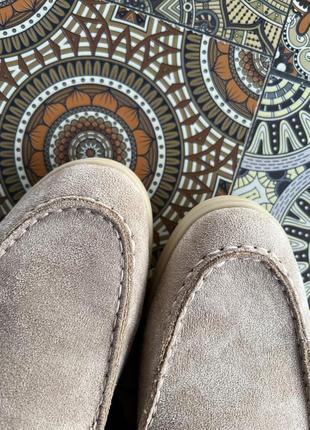 Крутые бежевые лоферы / осень 24