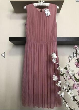 Очень красивое платье миди плиссе, платья со складками