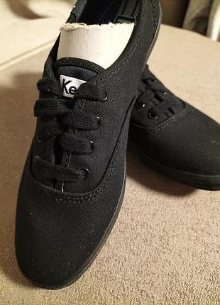 Кеды женские.